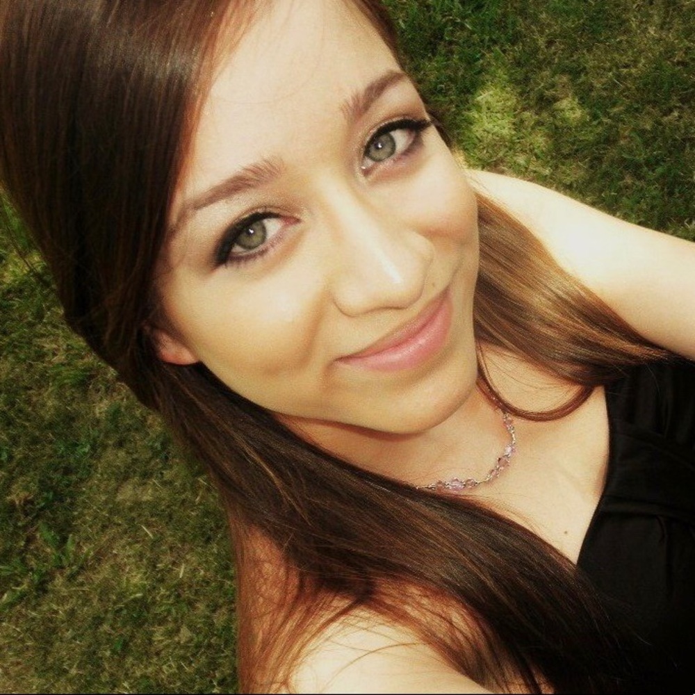 Meet your Posher, Amy